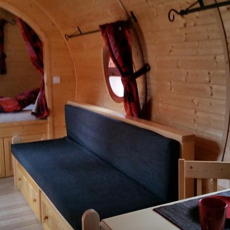Camping De La Pelouse Jaulny Habitación foto